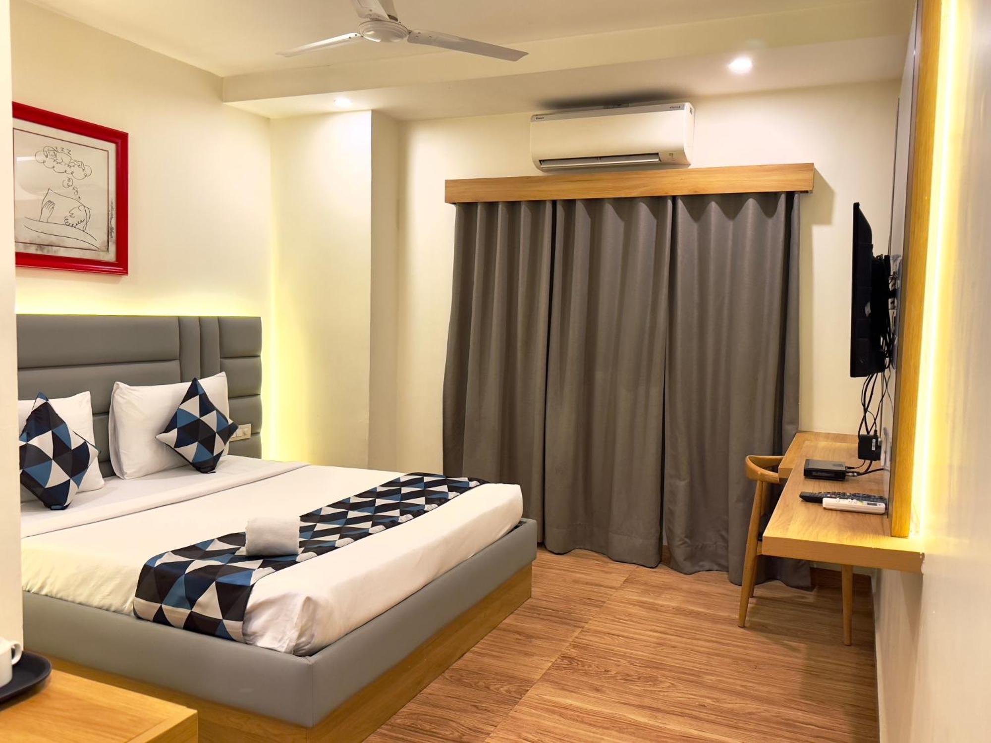 White Ridge Premium Hotel Hyderabad Exterior photo