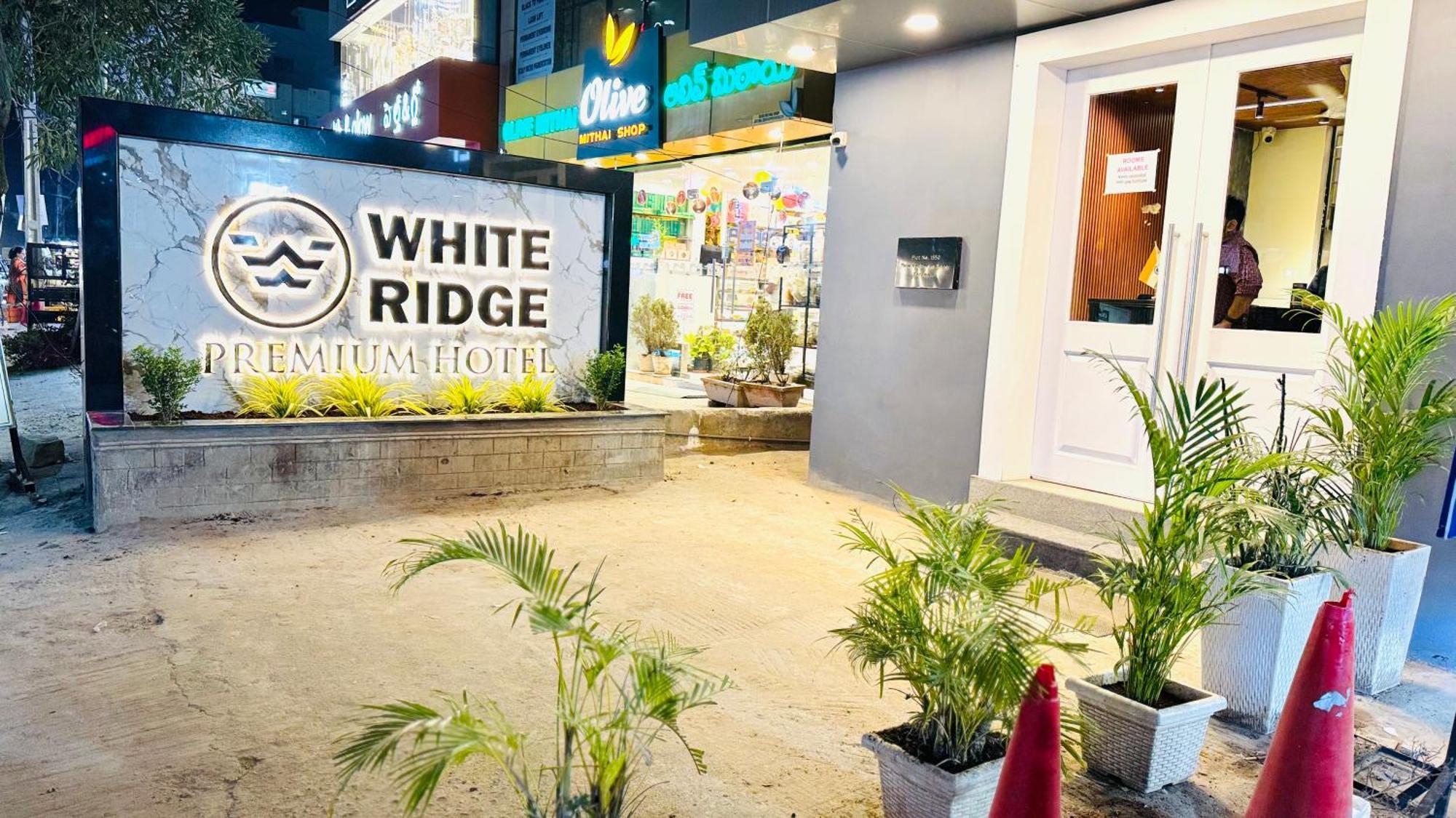 White Ridge Premium Hotel Hyderabad Exterior photo